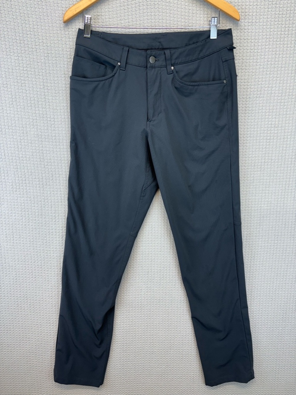 Lululemon Mens ABC Pant Classic Fit 5-Pocket Men Sz 30 Charcoal Gray EUC